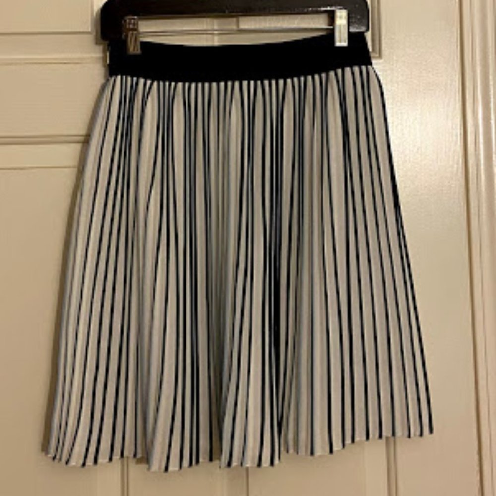 *J.CREW* PLEATED SKIRT